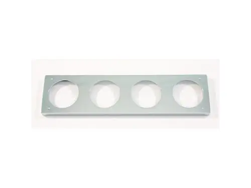 Distanzrahmen für eine Anwendung mit vier Kreisausschnitten, geeignet für Produkte von Ideal Standard, auf heller Hintergrund montiert.